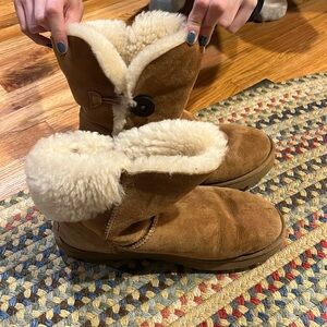 UGG boots - Size 10 - Worn Condition